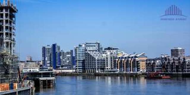  Image of 3 bedroom Property for sale in Bridges Court London SW11 at SW11 3GZ  Clapham Junction, SW11 3GZ