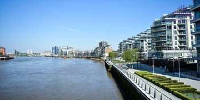  Image of 3 bedroom Property for sale in Bridges Court London SW11 at SW11 3GZ  Clapham Junction, SW11 3GZ