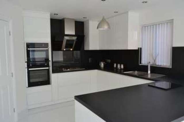  Image of 3 bedroom Detached house for sale in Lower Meadows Barton-upon-Humber DN18 at Lower Meadows  Barton-Upon-Humber, DN18 5RY