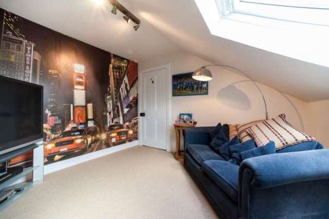  Image of 6 bedroom Detached house for sale in Port Glasgow Road Kilmacolm PA13 at Port Glasgow Road  Kilmacolm, PA13 4SG