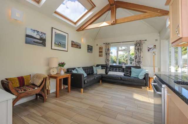  Image of 4 bedroom Detached house for sale in Main Road Southbourne Emsworth PO10 at 125 Main Road  Emsworth, PO10 8EY