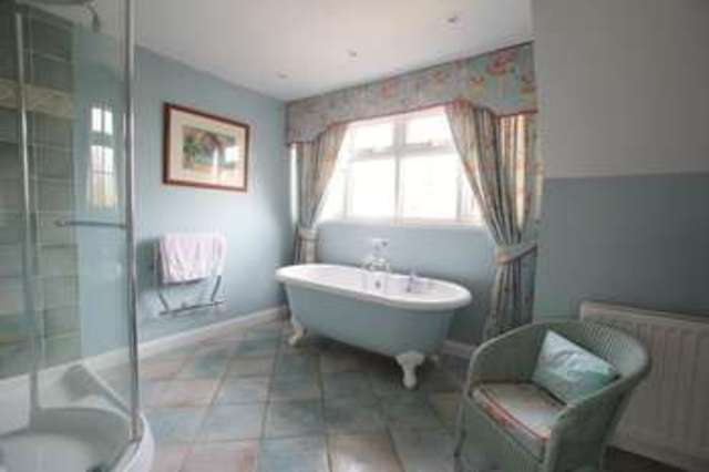  Image of 4 bedroom Detached house for sale in Main Street Lelley Hull HU12 at Main Street Lelley Lelley, HU12 8SN
