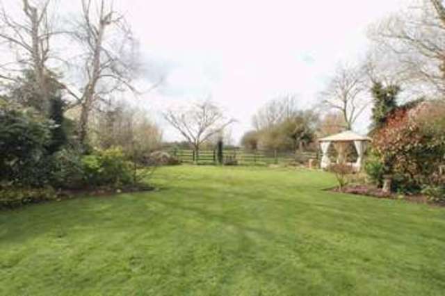  Image of 4 bedroom Detached house for sale in Main Street Lelley Hull HU12 at Main Street Lelley Lelley, HU12 8SN