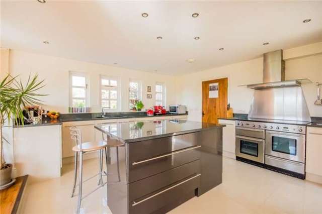  Image of 5 bedroom Detached house for sale in Main Street Witchford Ely CB6 at Witchford, CB6 2HG