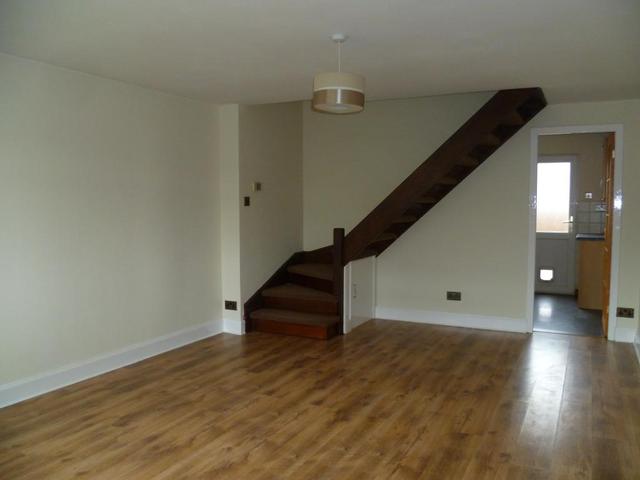  Image of 2 bedroom Semi-Detached house to rent in Makbrar Road Dumfries DG1 at Dumfries Dumfries and Galloway Dumfries and Galloway, DG1 4BA