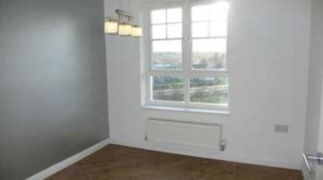  Image of 3 bedroom Flat to rent in Malcolms Meadow Kirkcaldy KY2 at Malcolms Meadow  Kirkcaldy, KY2 6SN