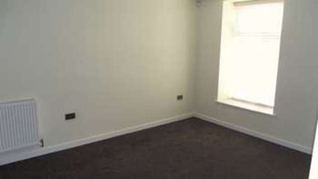  Image of 2 bedroom Flat to rent in Manchester Road Haslingden Rossendale BB4 at Manchester Road Haslingden Rossendale, BB4 6PT