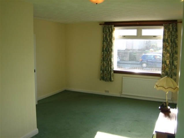  Image of 3 bedroom Semi-Detached house to rent in Margaret Avenue Bathgate EH48 at Bathgate West Lothian West Lothian, EH48 1SN
