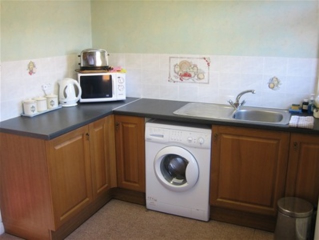  Image of 3 bedroom Semi-Detached house to rent in Margaret Avenue Bathgate EH48 at Bathgate West Lothian West Lothian, EH48 1SN
