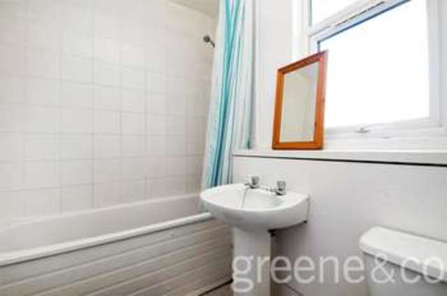  Image of 2 bedroom Flat to rent in Hazellville Road London N19 at Hazellville Road London Hornsey Rise, N19 3BW