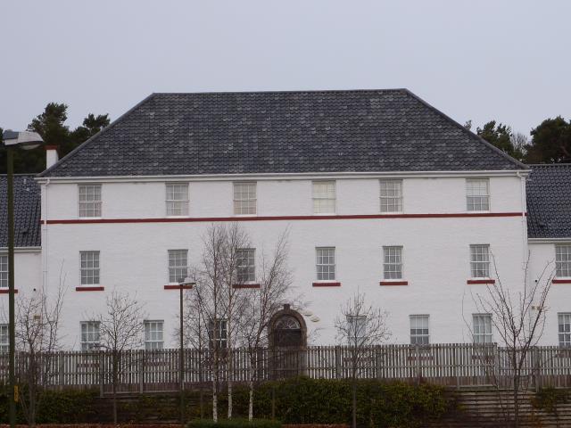  Image of 3 bedroom Flat to rent in Margaret Rose Drive Fairmilehead Edinburgh EH10 at Fairmilehead Edinburgh Edinburgh, EH10 7ER