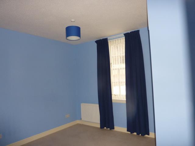  Image of 3 bedroom Flat to rent in Margaret Rose Drive Fairmilehead Edinburgh EH10 at Fairmilehead Edinburgh Edinburgh, EH10 7ER