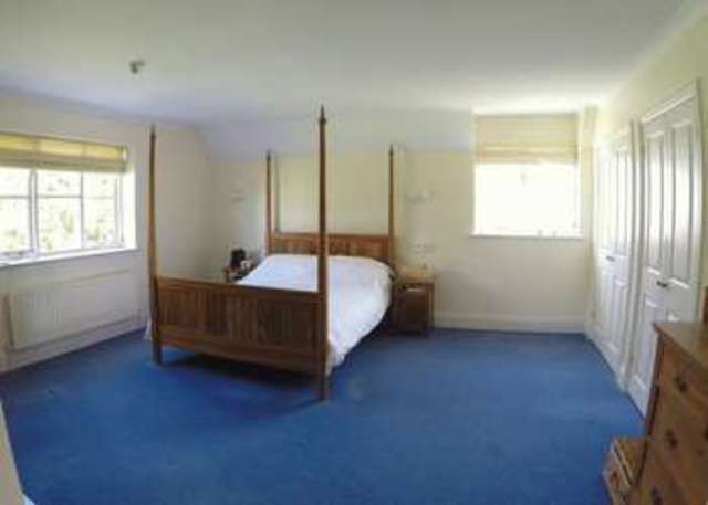  Image of 5 bedroom Detached house for sale in Lymington Bottom Road Medstead Alton GU34 at 50 Lymington Bottom Road Medstead Alton, GU34 5EW