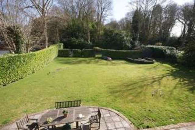  Image of 5 bedroom Detached house for sale in Lymington Bottom Road Medstead Alton GU34 at 50 Lymington Bottom Road Medstead Alton, GU34 5EW