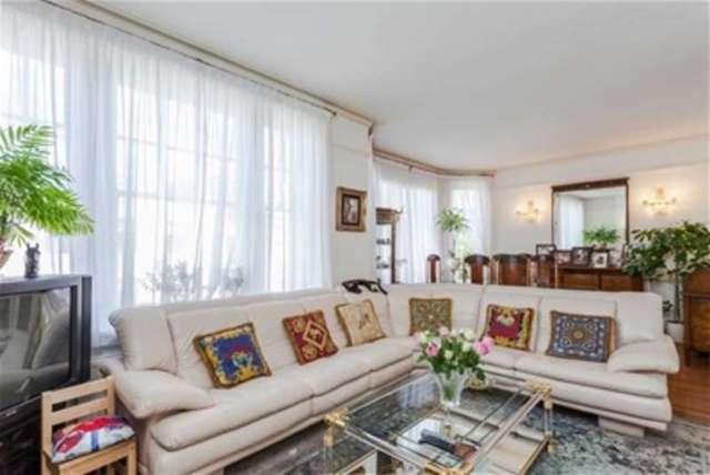  Image of 3 bedroom Flat for sale in Dorset Square London NW1 at London, NW1 6EP