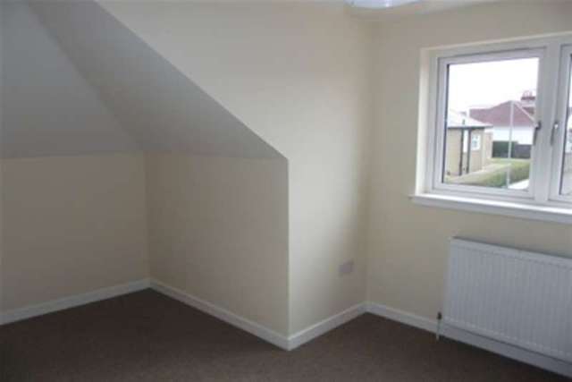 Image of 4 bedroom Detached house to rent in Merryvale Avenue Giffnock Glasgow G46 at Glasgow, G46 6DH