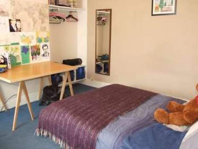  Image of 4 bedroom Terraced house for sale in Middleton Place Loughborough LE11 at Middleton Place  Loughborough, LE11 2BY