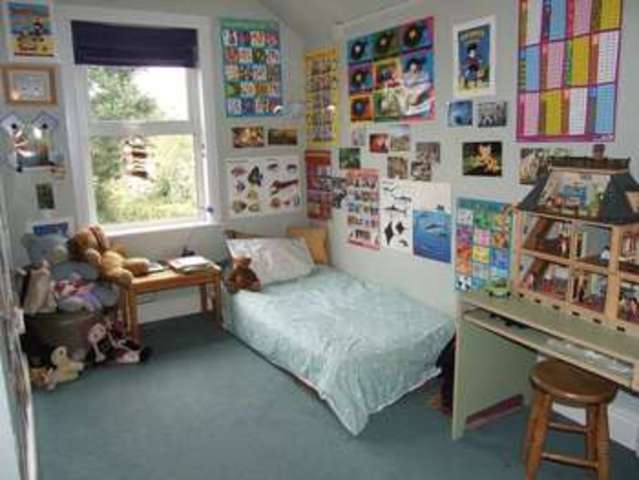  Image of 4 bedroom Terraced house for sale in Middleton Place Loughborough LE11 at Middleton Place  Loughborough, LE11 2BY