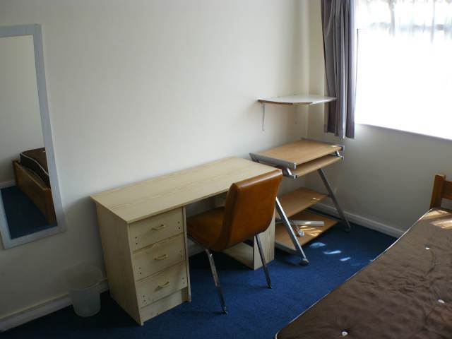  Image of 1 bedroom House Share to rent in Millwards Hatfield AL10 at Hatfield Hertfordshire Hatfield, AL10 8UU