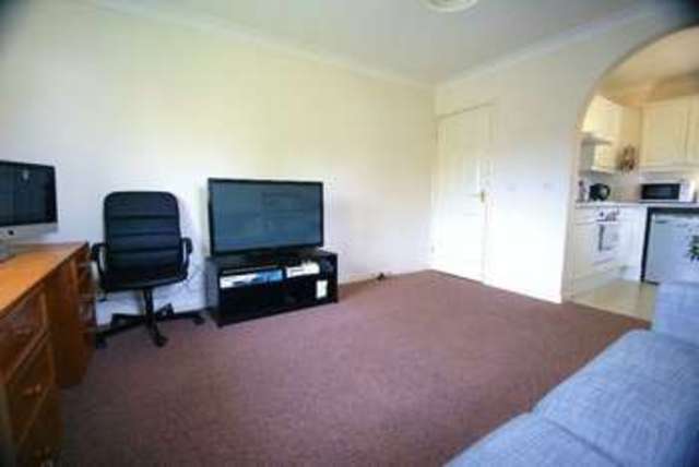  Image of 1 bedroom Flat for sale in Millway Road Andover SP10 at Millway Road  Andover, SP10 3GF