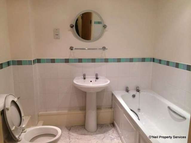  Image of Studio flat to rent in Marlow Bottom Marlow SL7 at Marlow Bottom Road  Marlow, SL7 3NA