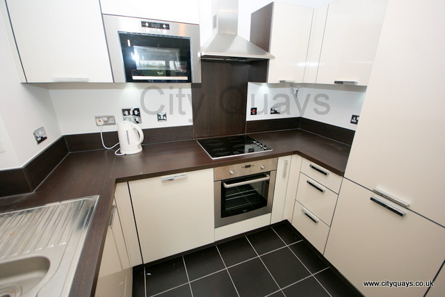  Image of 1 bedroom Flat to rent in Surrey Quays Road London SE16 at Canada Water  LONDON, SE16 7AQ