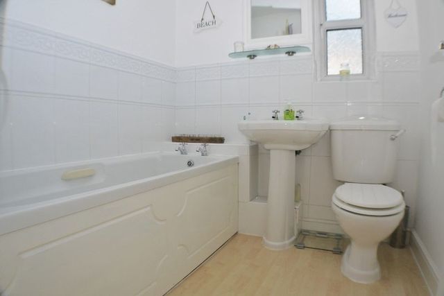  Image of 3 bedroom Detached house for sale in Morley Croft Farington Moss Leyland PR26 at Morley Croft Farington Moss Midge Hall, PR26 6QS