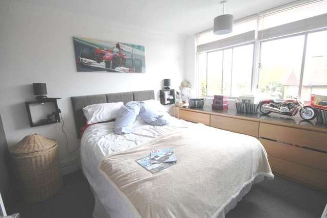  Image of 1 bedroom Flat to rent in Mottingham Road London SE9 at Mottingham  Eltham, SE9 4QZ