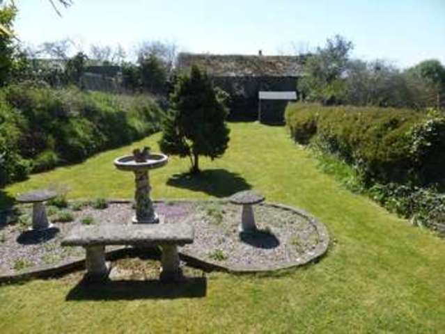  Image of 2 bedroom Cottage for sale in Mount Bennett Road Tywardreath Par PL24 at Mount Bennett Road Tywardreath Par, PL24 2QX