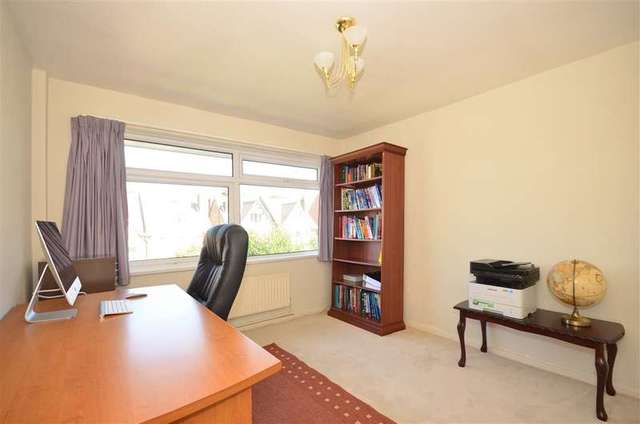  Image of 2 bedroom Flat for sale in Mulgrave Road Sutton SM2 at Sutton Surrey Sutton, SM2 6LP