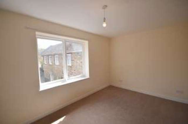  Image of 1 bedroom Flat to rent in Mundy Court Eton Windsor SL4 at Mundy Court Eton Windsor, SL4 6RA