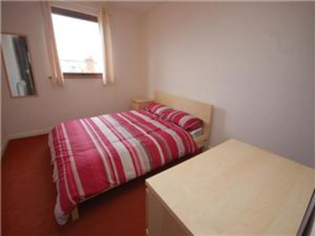  Image of 2 bedroom Flat to rent in Murieston Lane Edinburgh EH11 at Gorgie Edinburgh Edinburgh, EH11 2LX