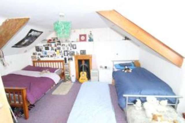  Image of 2 bedroom Maisonette for sale in Alexandra Place Mutley Plymouth PL4 at Mutley Plymouth Plymouth, PL4 7JP
