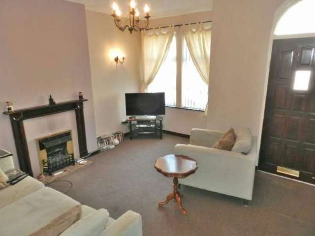  Image of 3 bedroom Semi-Detached house for sale in Myrtle Avenue Long Eaton Nottingham NG10 at Myrtle Avenue  Long Eaton, NG10 3LY