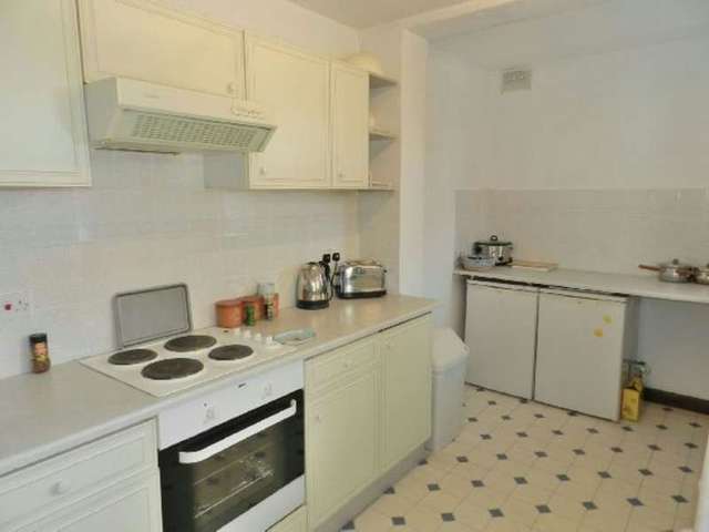  Image of 3 bedroom Semi-Detached house for sale in Myrtle Avenue Long Eaton Nottingham NG10 at Myrtle Avenue  Long Eaton, NG10 3LY