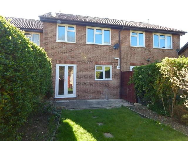  Image of 3 bedroom Terraced house to rent in Netherhouse Moor Church Crookham Fleet GU51 at Church Crookham, GU51 5TY