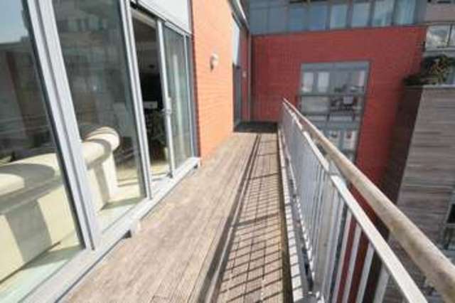  Image of 3 bedroom Flat for sale in Newhall Street Birmingham B3 at Newhall Street  Birmingham, B3 1JN
