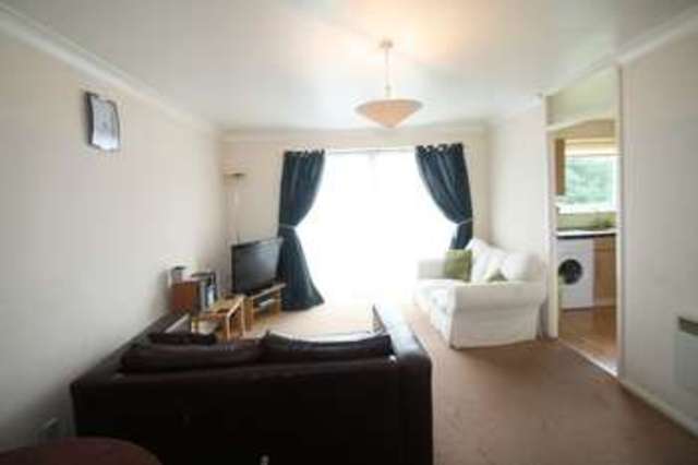  Image of 2 bedroom Flat to rent in Nightingale Walk Hemel Hempstead HP2 at Nightingale Walk  Hemel Hempstead, HP2 7QY