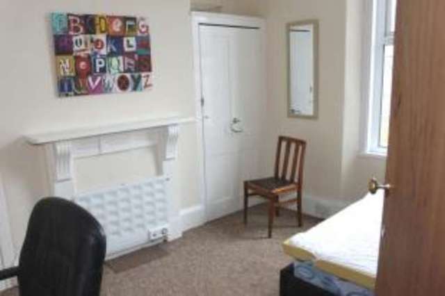  Image of 6 bedroom End of Terrace for sale in Patna Place Plymouth PL1 at North Road West Plymouth Stonehouse, PL1 5AY