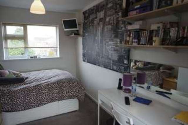  Image of 4 bedroom Detached house for sale in Norwich Close Mansfield Woodhouse Mansfield NG19 at Norwich Close Mansfield Woodhouse Mansfield, NG19 8JZ