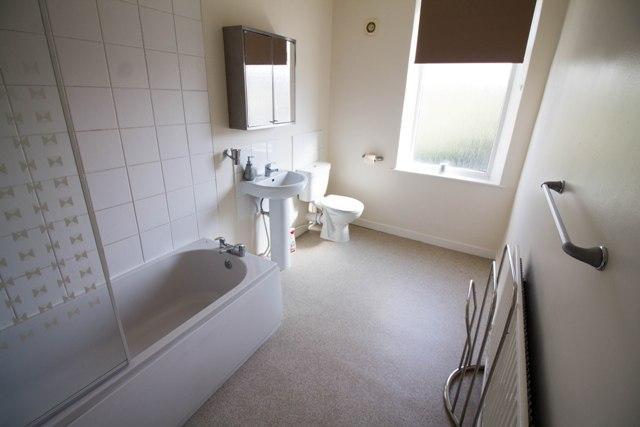  Image of 2 bedroom Terraced house to rent in Ockerby Street Bulwell Nottingham NG6 at Bulwell  Nottingham, NG6 9FY