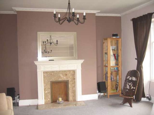  Image of 2 bedroom Apartment to rent in Old Tiverton Road Exeter EX4 at Old Tiverton Road  Exeter, EX4 6LG