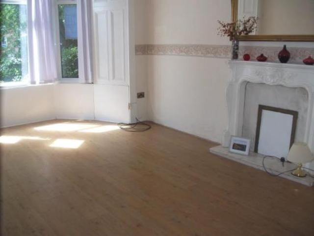  Image of 2 bedroom Flat to rent in Onslow Drive Dennistoun Glasgow G31 at Dennistoun Glasgow Glasgow, G31 2QG