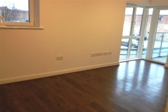  Image of 2 bedroom Flat to rent in Orchard Place Southampton SO14 at Southampton, SO14 3BW