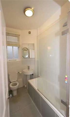  Image of 2 bedroom Flat to rent in Orpington Road London N21 at Orpington Road Winchmore Hill Winchmore Hill, N21 3PJ