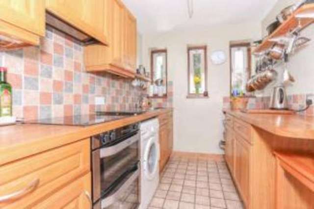  Image of 1 bedroom Flat for sale in Lockyer Street Plymouth PL1 at Osborne Place Lockyer Street Stonehouse, PL1 2PX