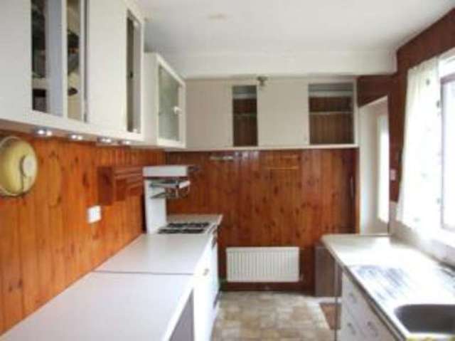  Image of 2 bedroom End of Terrace for sale in Osbourne Street Kirkby-in-Ashfield Nottingham NG17 at Kirkby-in-Ashfield Nottingham Kirkby in Ashfield, NG17 9JF
