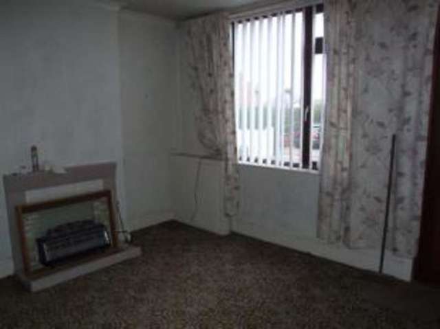 Image of 2 bedroom End of Terrace for sale in Osbourne Street Kirkby-in-Ashfield Nottingham NG17 at Kirkby-in-Ashfield Nottingham Kirkby in Ashfield, NG17 9JF
