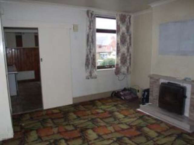  Image of 2 bedroom End of Terrace for sale in Osbourne Street Kirkby-in-Ashfield Nottingham NG17 at Kirkby-in-Ashfield Nottingham Kirkby in Ashfield, NG17 9JF