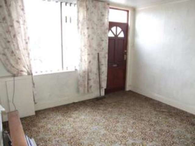  Image of 2 bedroom End of Terrace for sale in Osbourne Street Kirkby-in-Ashfield Nottingham NG17 at Kirkby-in-Ashfield Nottingham Kirkby in Ashfield, NG17 9JF